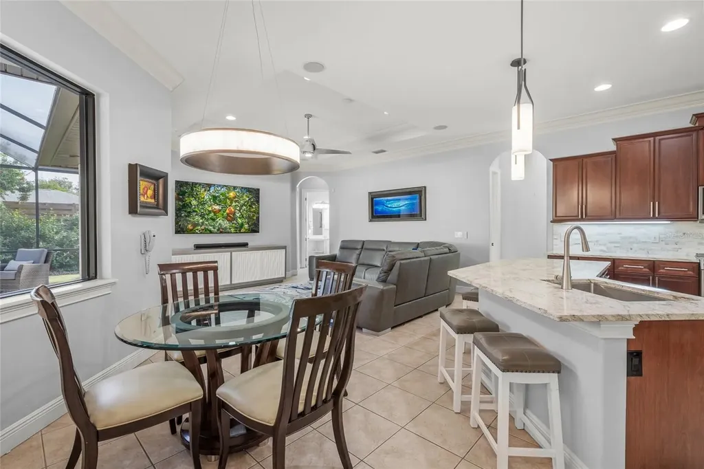 5343 Nathaniel Place Sarasota FL 34233