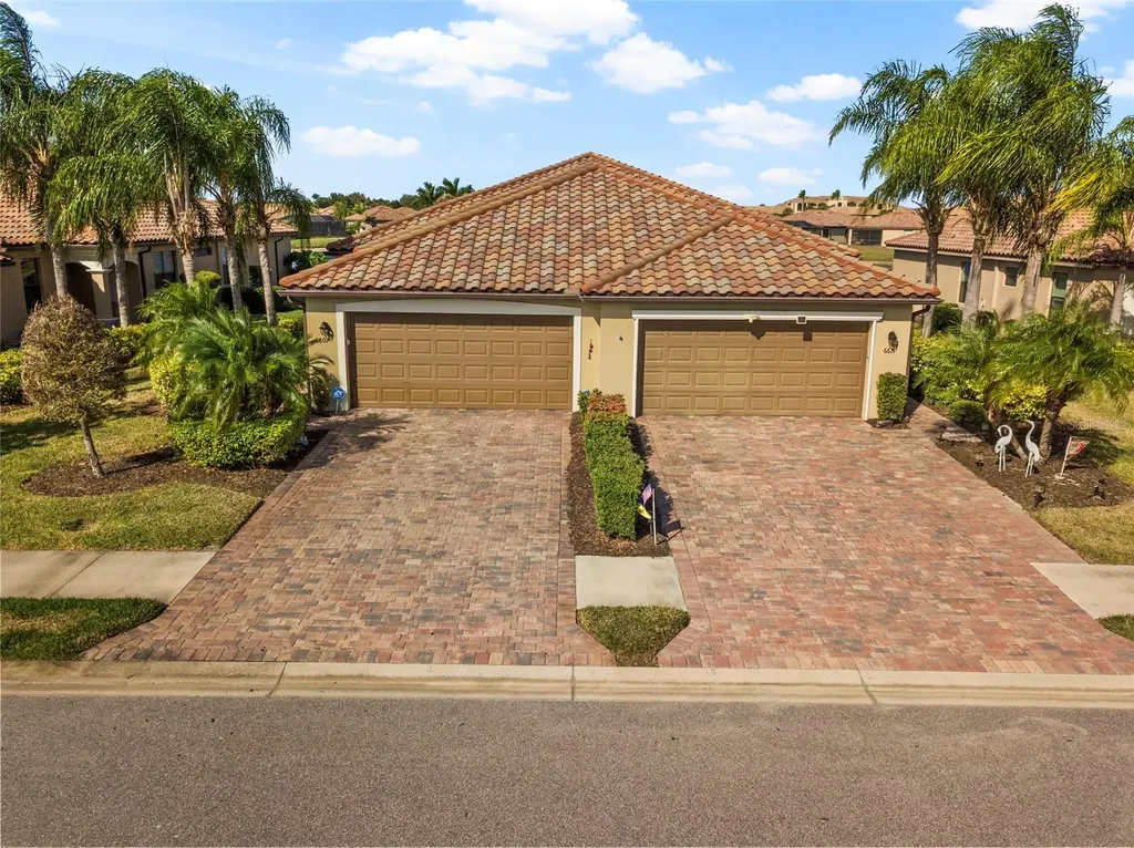 6607 Candlestick Drive Bradenton FL 34212