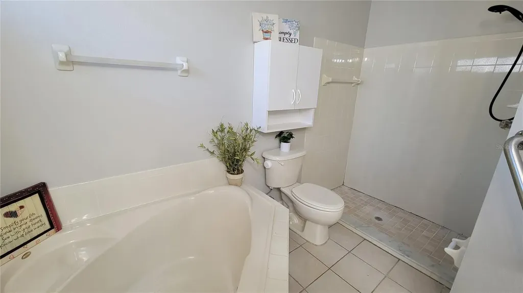 100 Boulder Court Sanford FL 32771