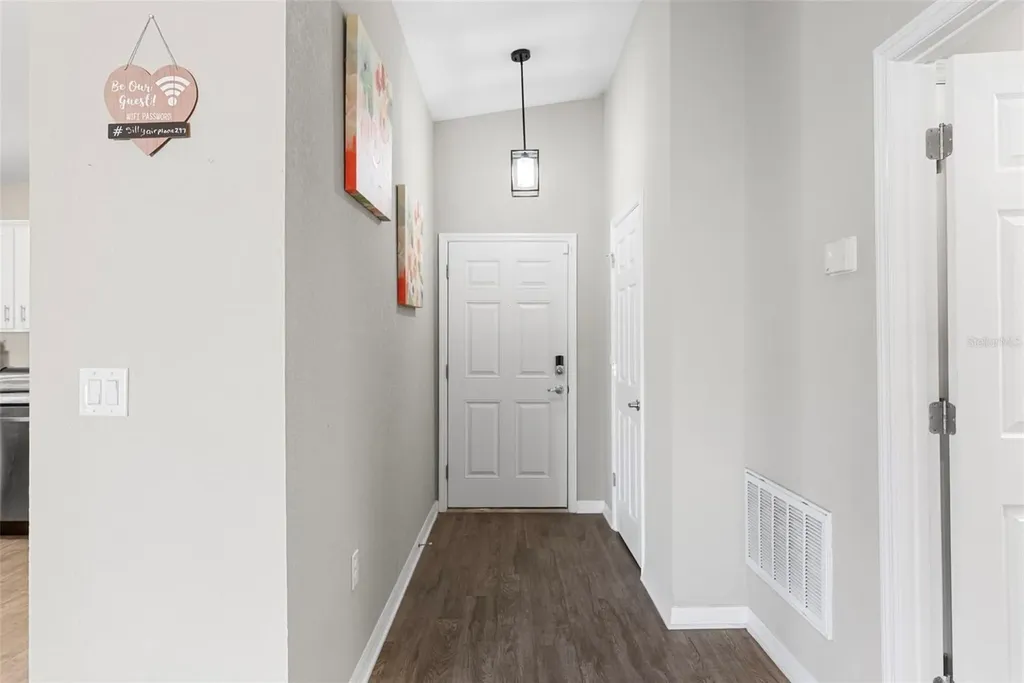 113 Eagle Summit Drive Ruskin FL 33570