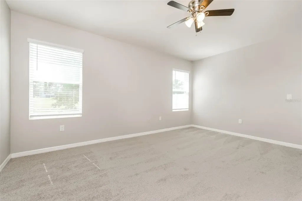 571 Autumn Stream Drive Auburndale FL 33823