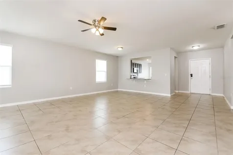 571 Autumn Stream Drive Auburndale FL 33823