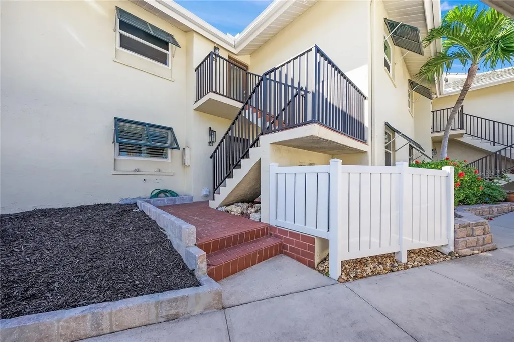 4660 Ocean Boulevard Sarasota FL 34242