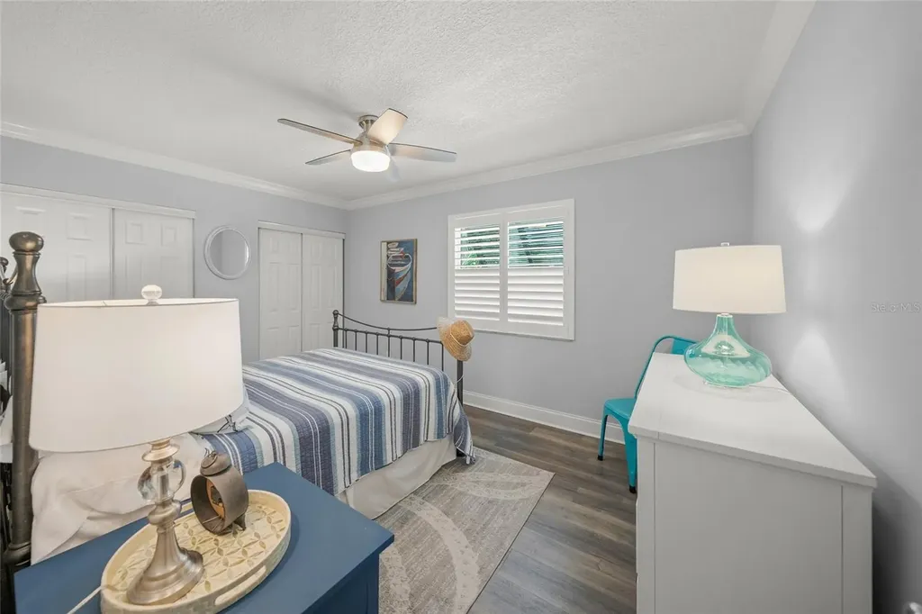 4660 Ocean Boulevard Sarasota FL 34242