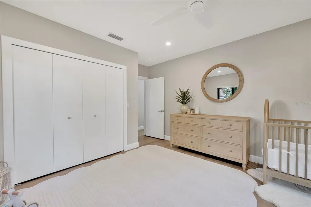 5361 Siesta Court Sarasota FL 34242