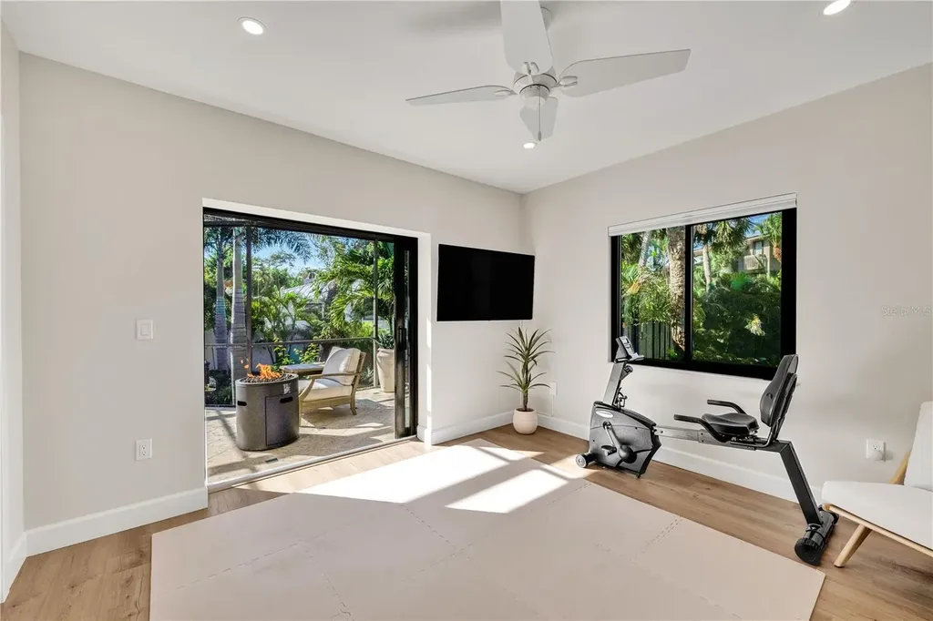 5361 Siesta Court Sarasota FL 34242