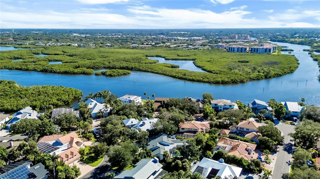 5361 Siesta Court Sarasota FL 34242