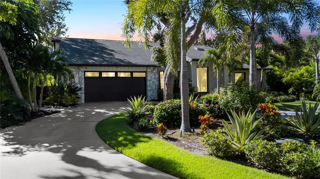 5361 Siesta Court Sarasota FL 34242
