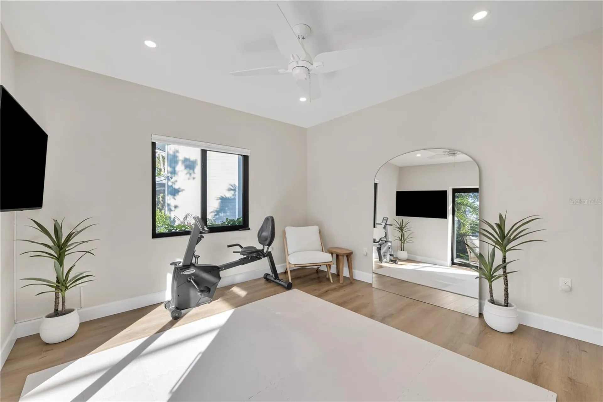 5361 Siesta Court Sarasota FL 34242