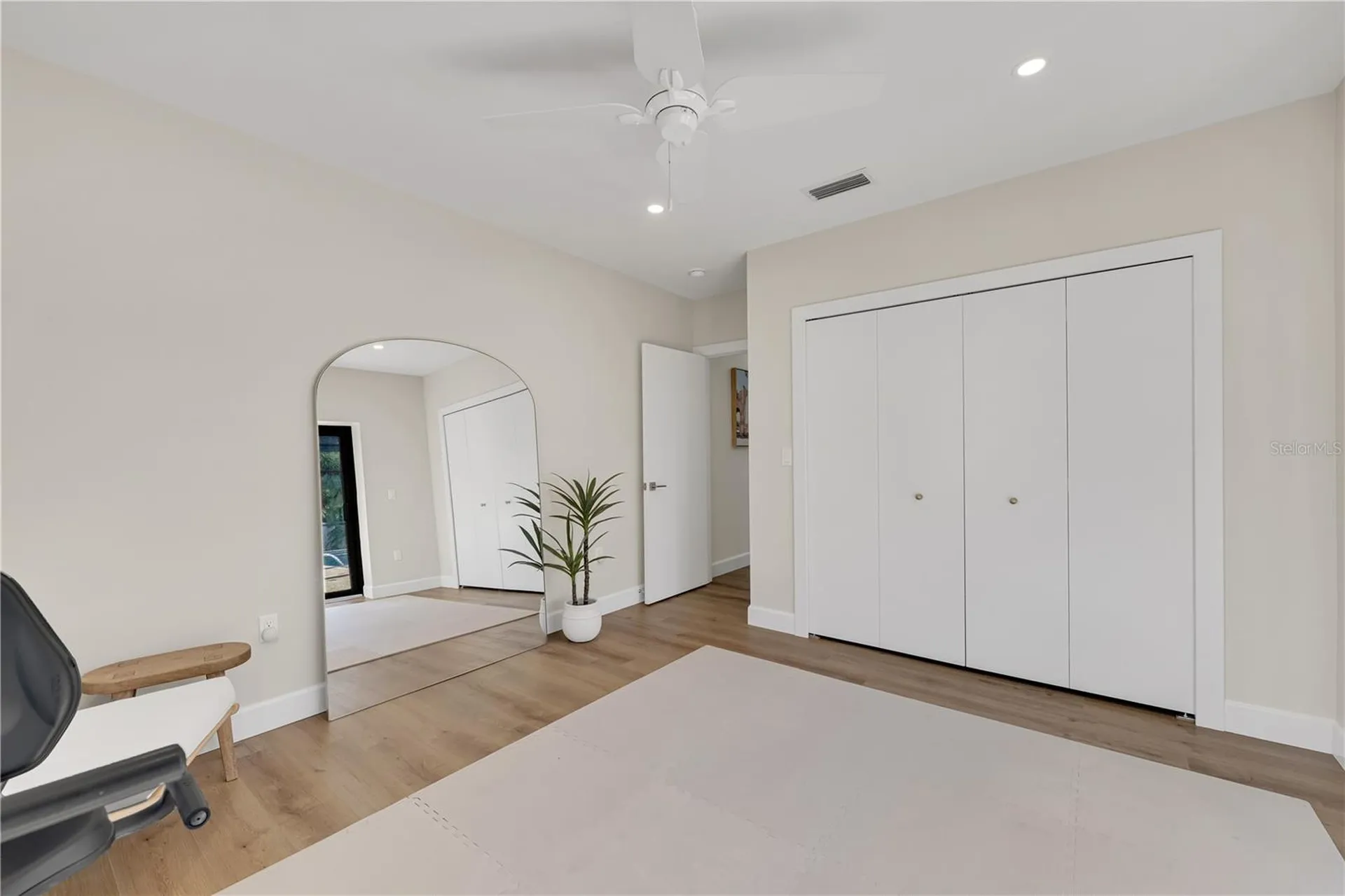 5361 Siesta Court Sarasota FL 34242