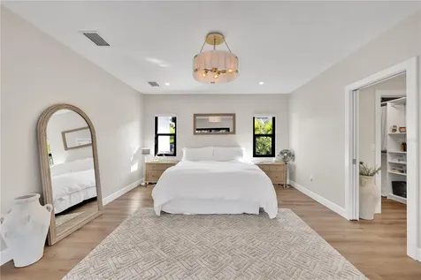 5361 Siesta Court Sarasota FL 34242
