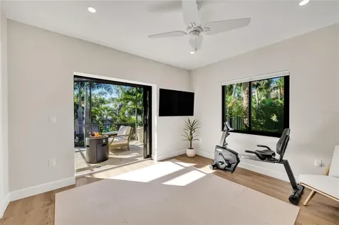 5361 Siesta Court Sarasota FL 34242