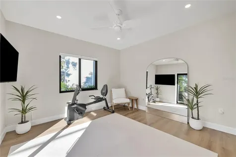 5361 Siesta Court Sarasota FL 34242
