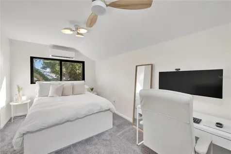 5361 Siesta Court Sarasota FL 34242