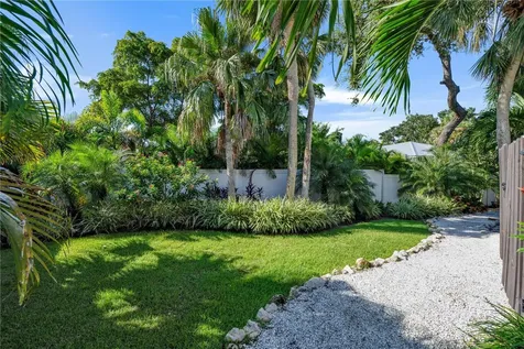 5361 Siesta Court Sarasota FL 34242