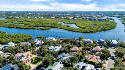 5361 Siesta Court Sarasota FL 34242