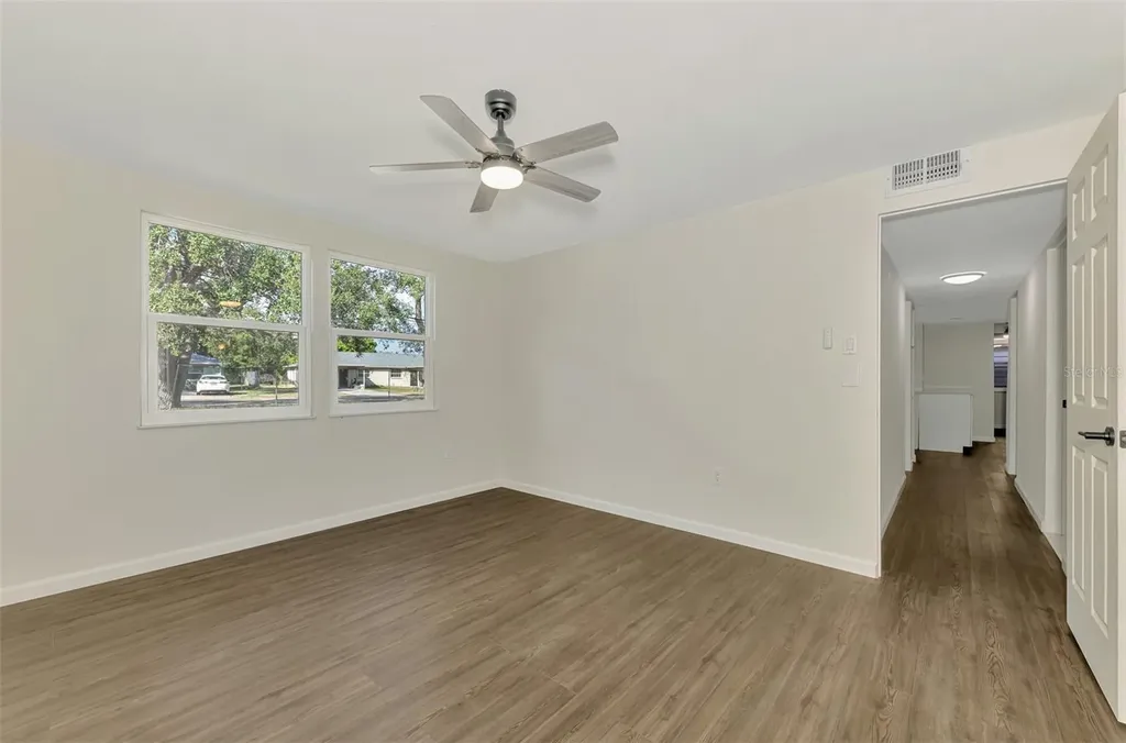 5026 Water Oak Drive Bradenton FL 34207