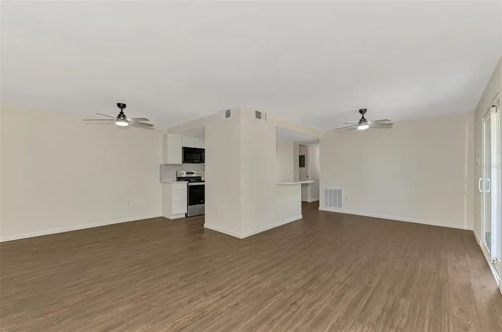 5026 Water Oak Drive Bradenton FL 34207