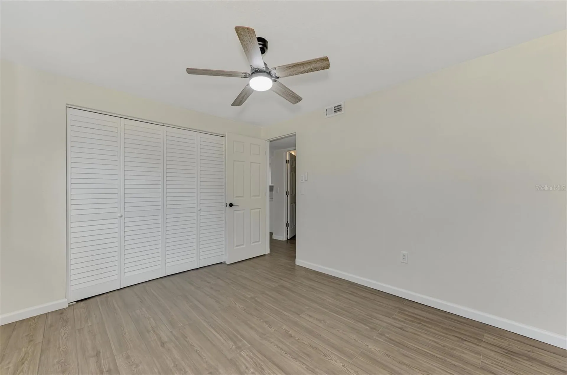 5026 Water Oak Drive Bradenton FL 34207