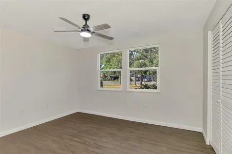 5026 Water Oak Drive Bradenton FL 34207
