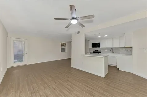 5026 Water Oak Drive Bradenton FL 34207