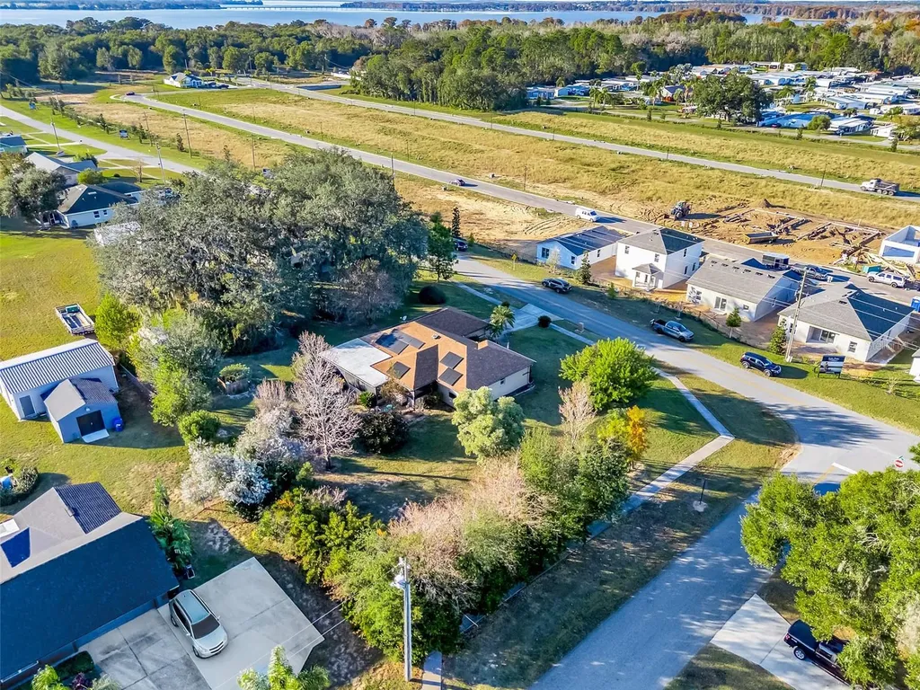 13330 Georgia Avenue Astatula FL 34705
