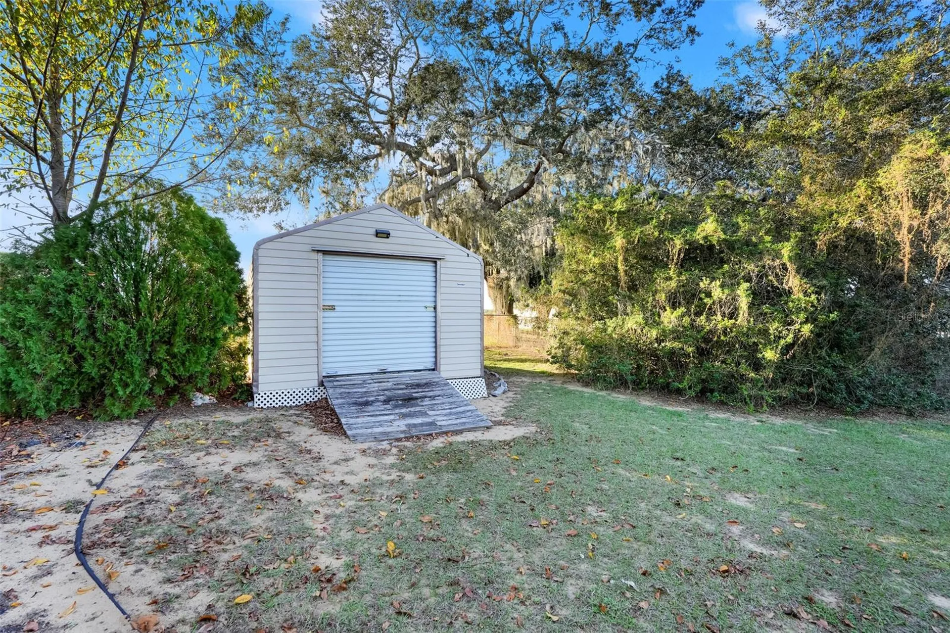 13330 Georgia Avenue Astatula FL 34705
