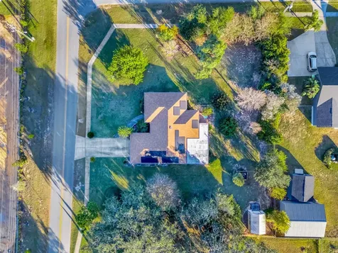 13330 Georgia Avenue Astatula FL 34705