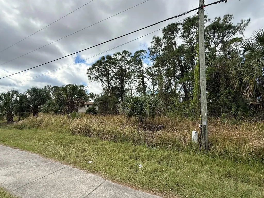 Jeannin Drive North Port FL 34288
