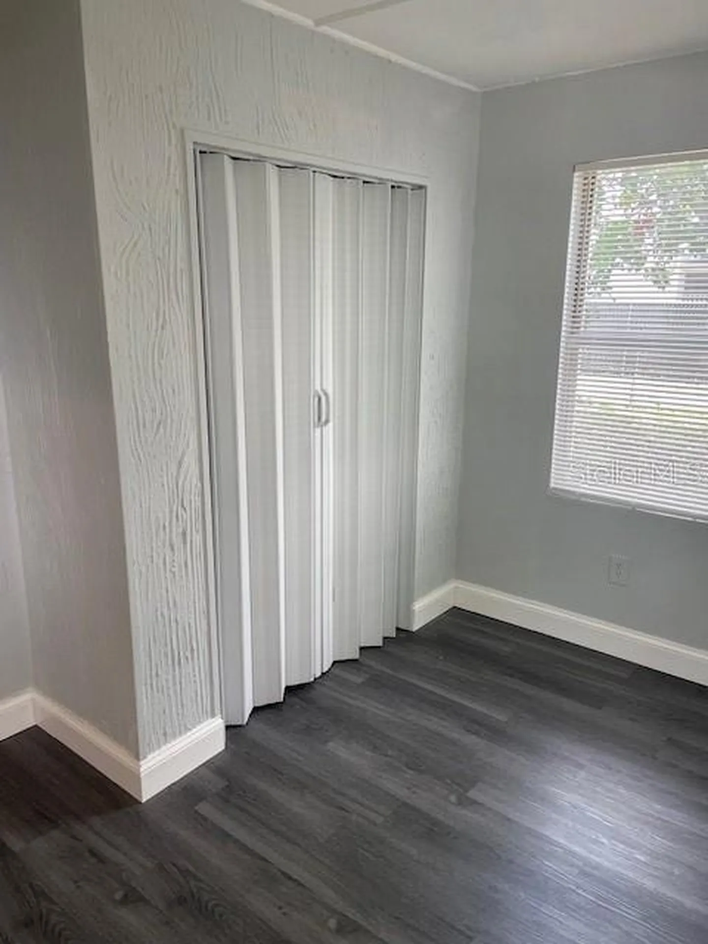 2438 9th Avenue S St Petersburg FL 33712