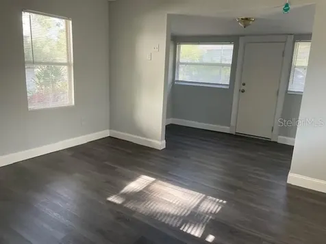 2438 9th Avenue S St Petersburg FL 33712