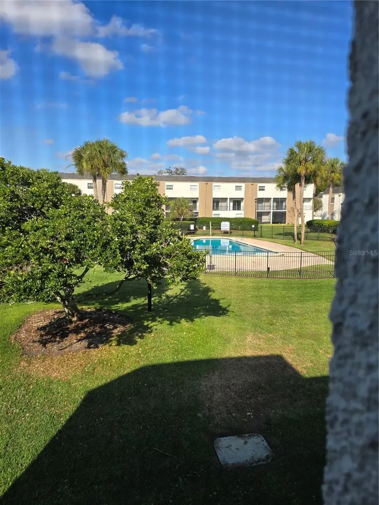 712 Oakgrove Drive Brandon FL 33510