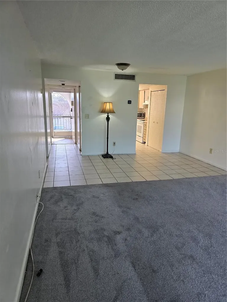 712 Oakgrove Drive Brandon FL 33510