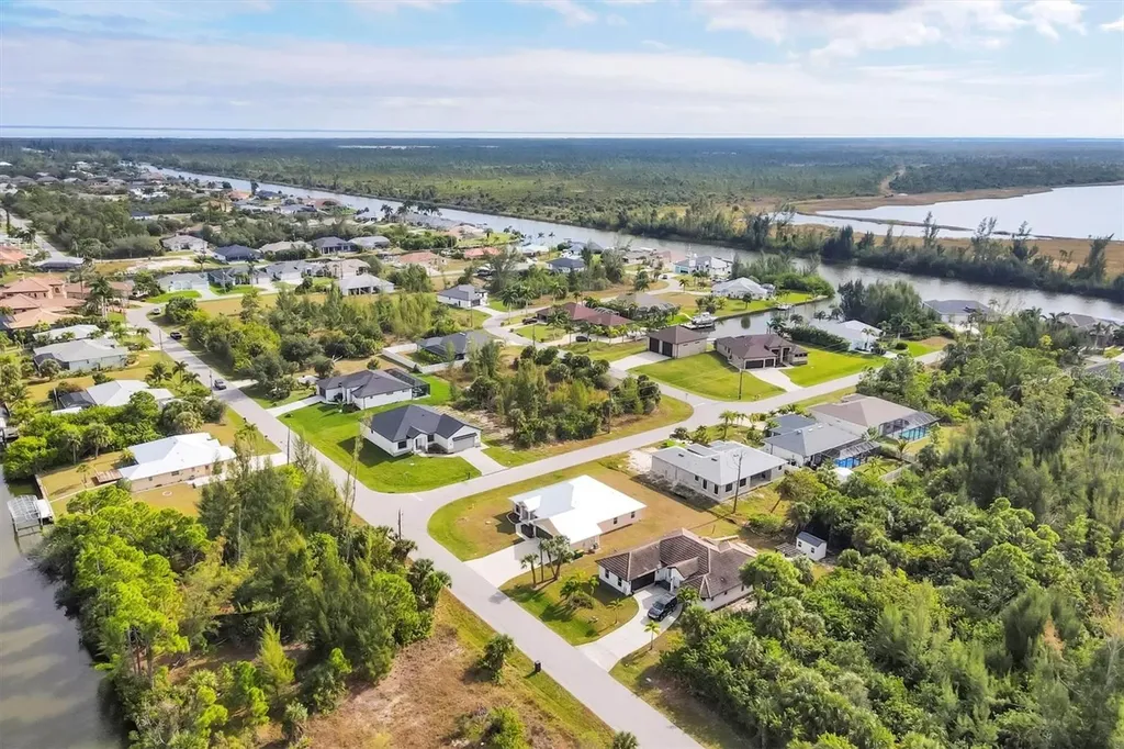 15117 Lyneburg Avenue Port Charlotte FL 33981