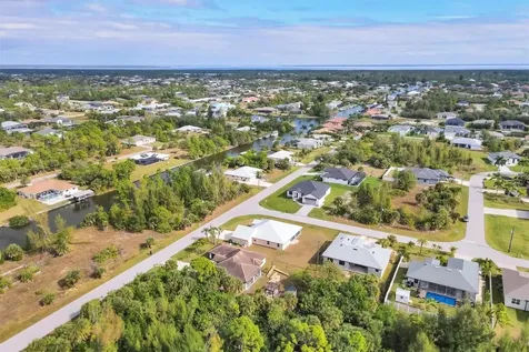 15117 Lyneburg Avenue Port Charlotte FL 33981