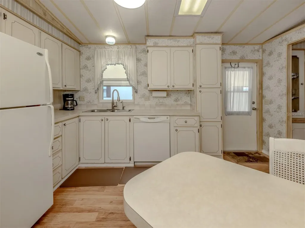 233 Pirates Point North Port FL 34287