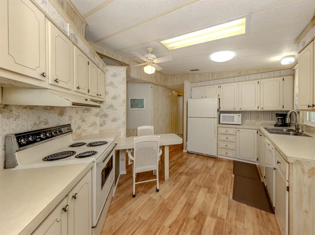 233 Pirates Point North Port FL 34287