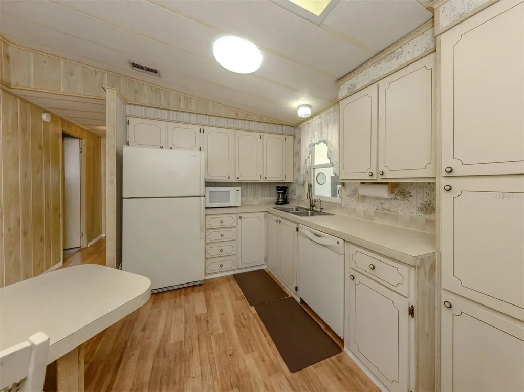 233 Pirates Point North Port FL 34287