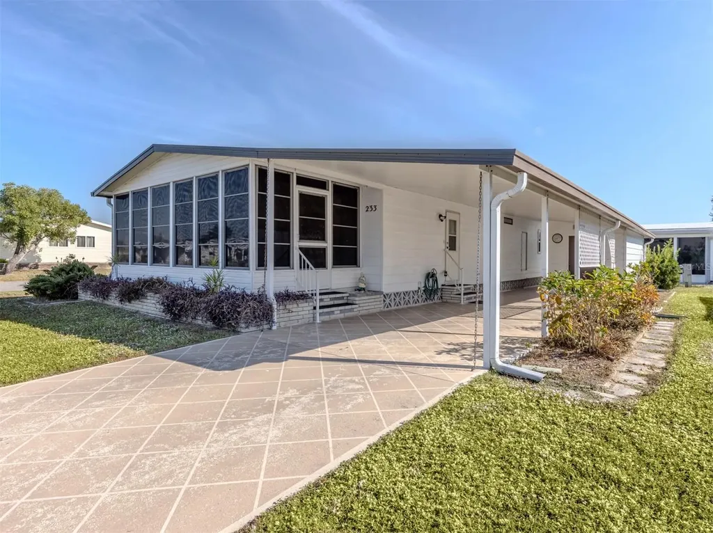 233 Pirates Point North Port FL 34287