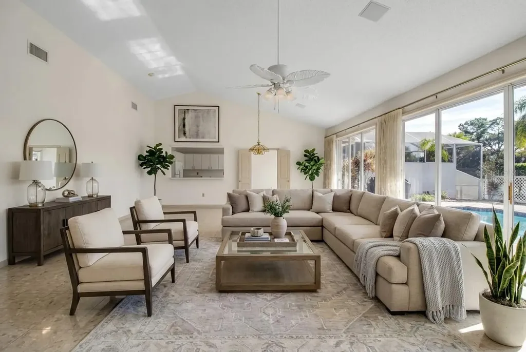 4706 61st Avenue Drive W Bradenton FL 34210