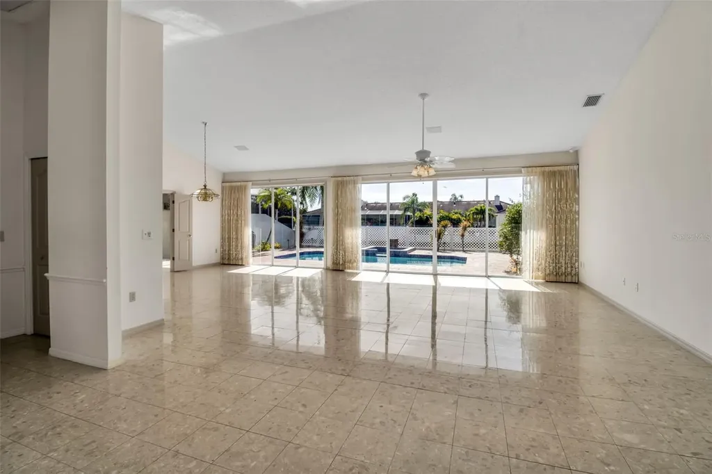 4706 61st Avenue Drive W Bradenton FL 34210