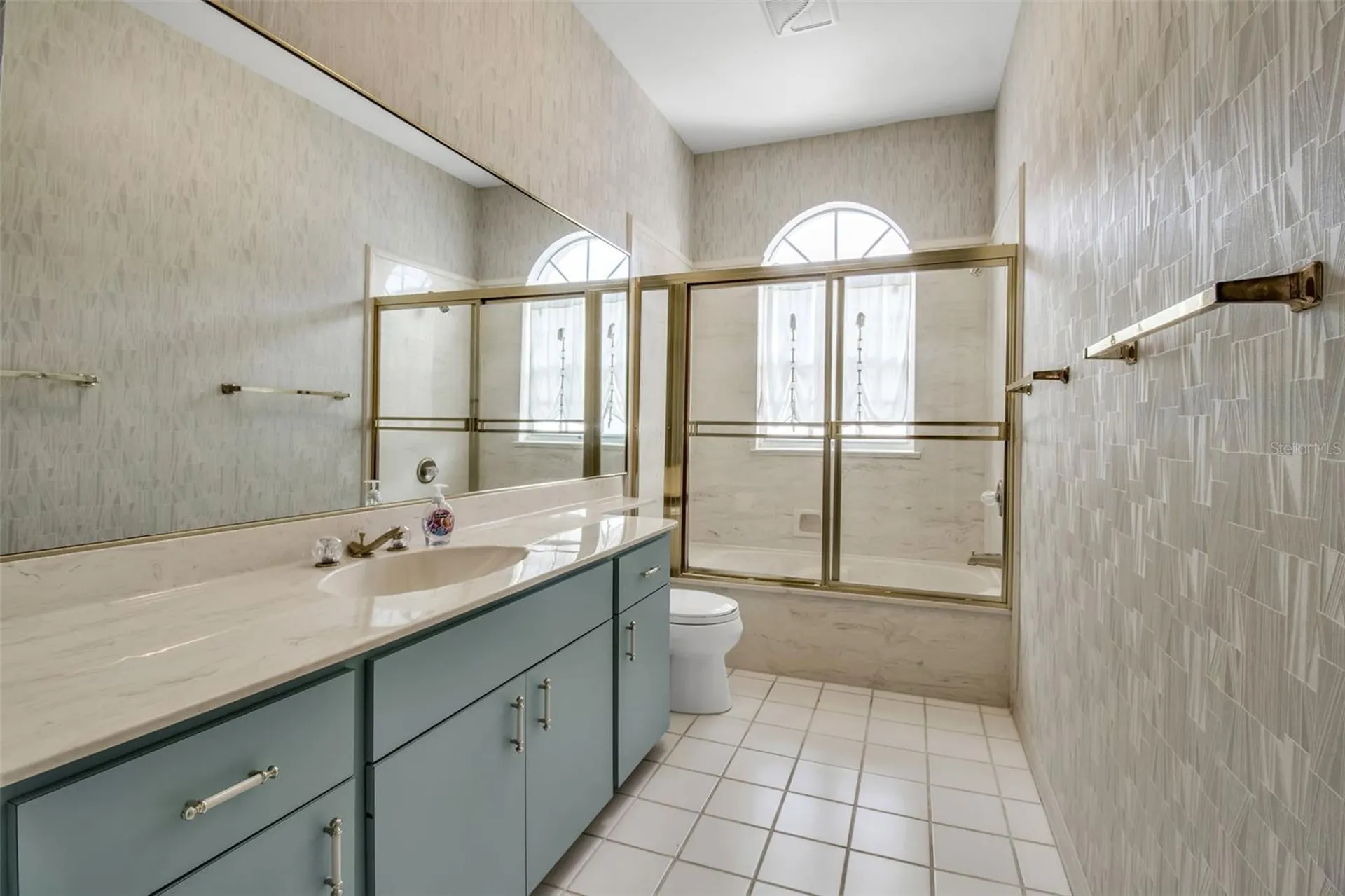 4706 61st Avenue Drive W Bradenton FL 34210