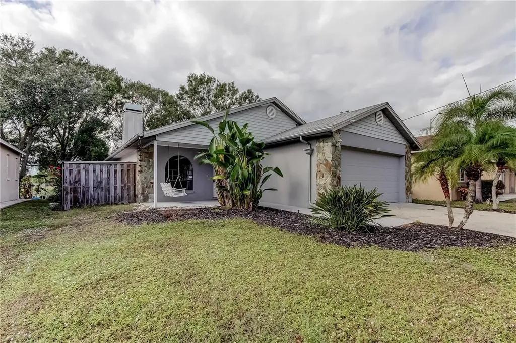 206 Bedford Street Oldsmar FL 34677
