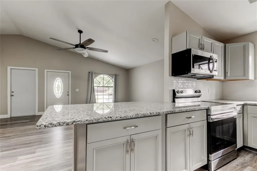 206 Bedford Street Oldsmar FL 34677