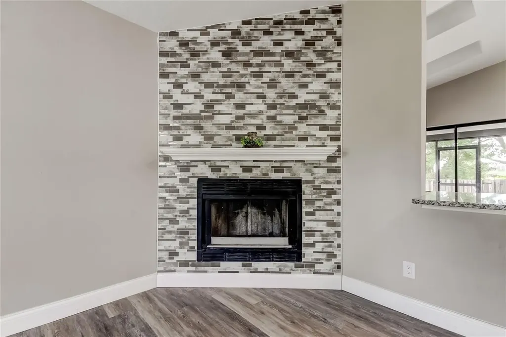 206 Bedford Street Oldsmar FL 34677