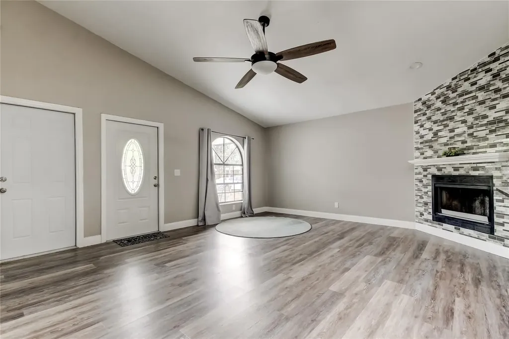 206 Bedford Street Oldsmar FL 34677