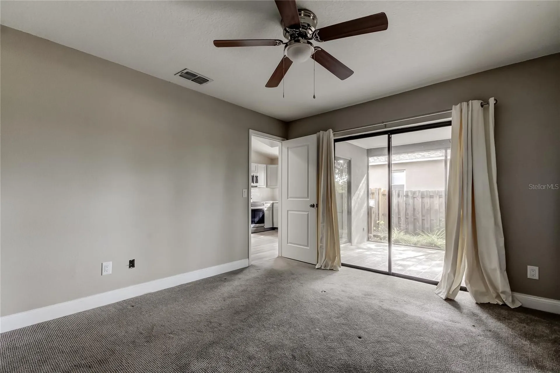 206 Bedford Street Oldsmar FL 34677