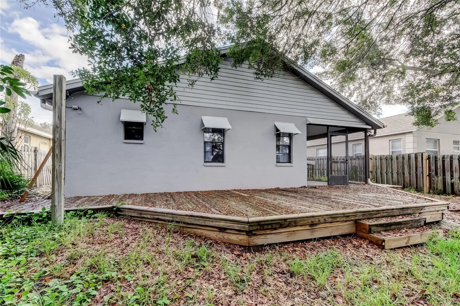 206 Bedford Street Oldsmar FL 34677