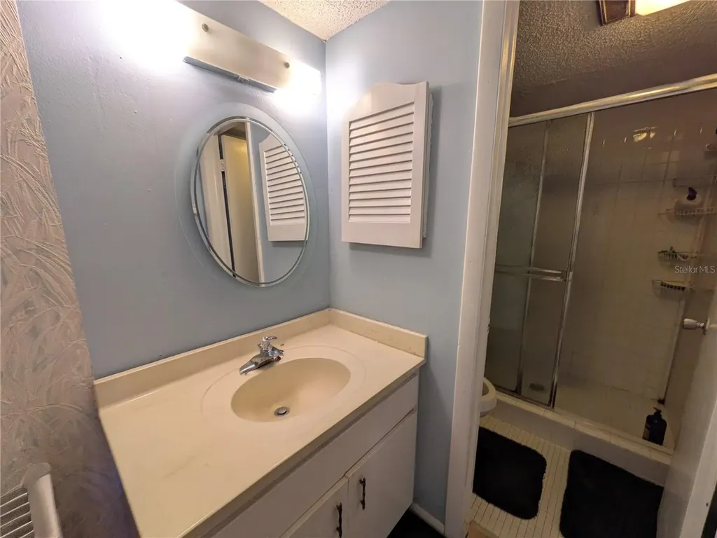 6114 43rd Street W Bradenton FL 34210