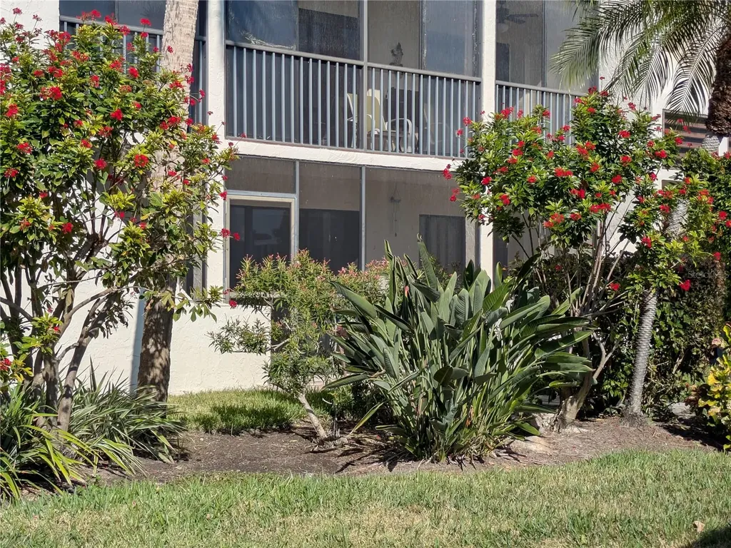 6114 43rd Street W Bradenton FL 34210